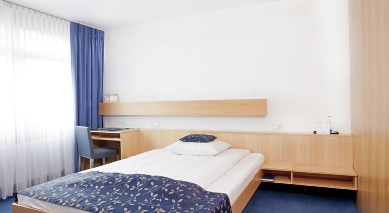 Comfort Hotel Atlantic Muenchen Sued Оттобрунн Экстерьер фото